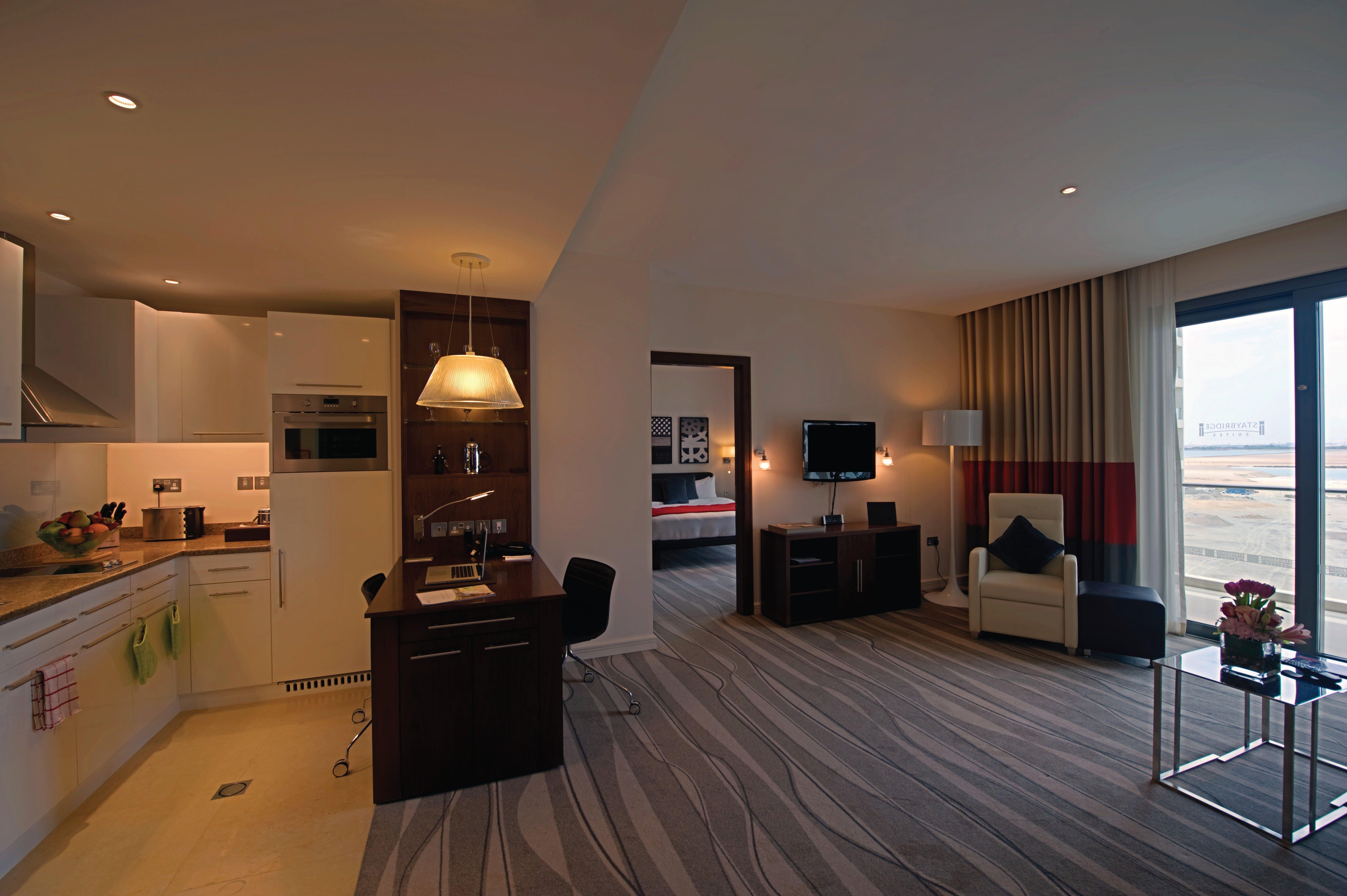 Staybridge Suites Yas Island Abu Dhabi, An Ihg Hotel מראה חיצוני תמונה