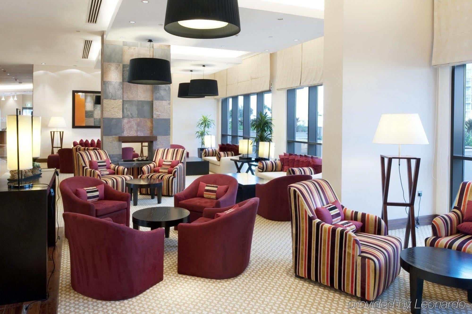 Staybridge Suites Yas Island Abu Dhabi, An Ihg Hotel מראה חיצוני תמונה